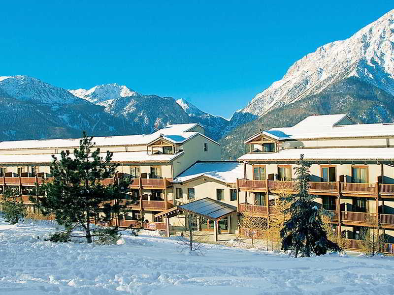 Hotel Sansicario Majestic Cesana Torinese Exterior photo