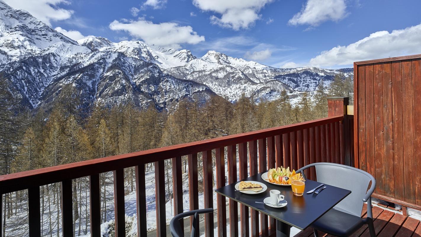 Hotel Sansicario Majestic Cesana Torinese Exterior photo